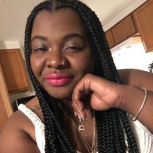 Meet your Posher, Jimena